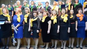 Поют учителя школы №7 имени Героя России Игоря Ткаченко г  Тынды