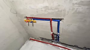 МОНТАЖ ТРУБ В САНУЗЛЕ #ремонтсанузла #полипропилен