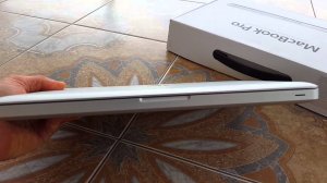 Макбук Про (Macbook Pro) Распаковка и первое включение