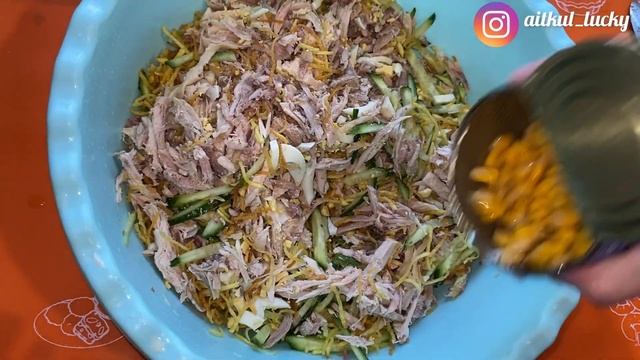 ЭТОТ САЛАТ БЕСПОДОБЕН. Салат на праздничный стол! Вкусный салат из самых простых продуктов. смотреть онлайн