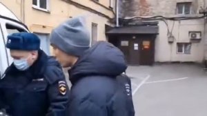 Суд Петербурга арестовал на два месяца  Сергея Полева (перелетевшего мост  водителя Skoda.)