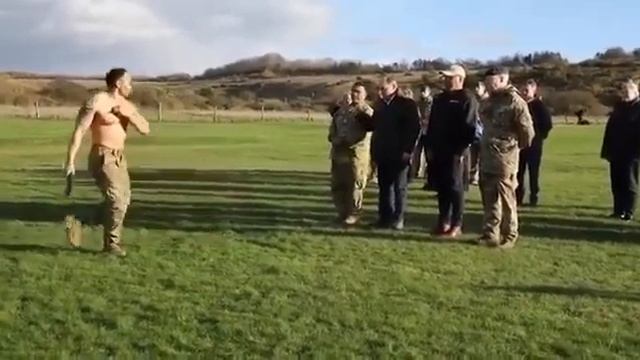 Военный танец Маори. Исполняют украинские военные.