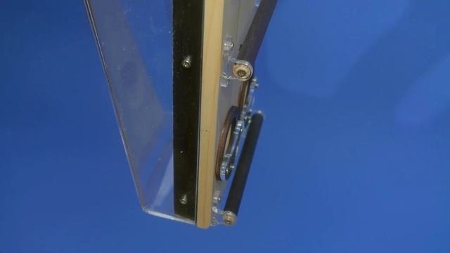 Большие кормушки для птиц, наполнение кормом, экологичные материалы, большой ресурс, особенности...