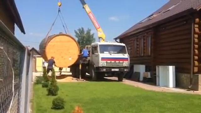 Разгрузка Бани-бочки на участке смотреть онлайн