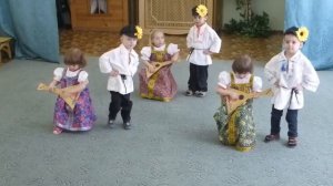 танец с балалайками