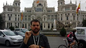 DeafEurope.com Spain Deaf Travel in ASL - Plaza de Cibeles