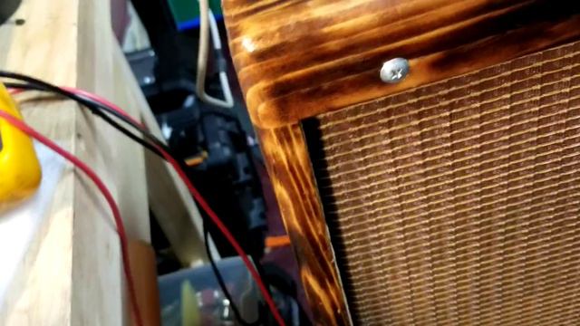 Vintage Deluxe Reverb Tremolo tick repair смотреть онлайн