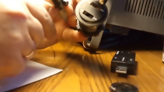 Вольтметр и USB зарядник. Что внутри УСБ зарядного и вольтметра в авто.