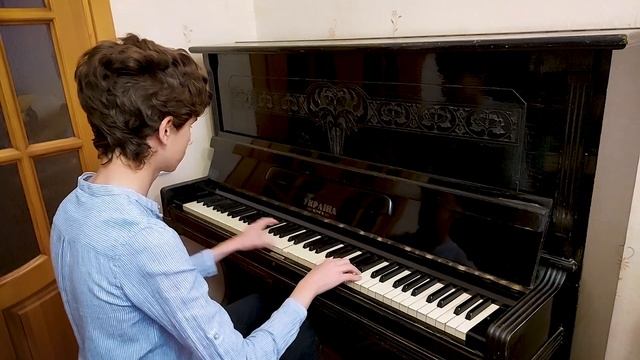 «Трава у дома» («Земля в иллюминаторе») — ВИА «Земляне» — кавер на пианино смотреть онлайн