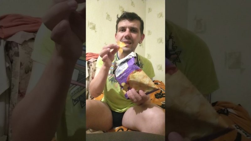 ДЕГУСТИРУЮ МОСКОВСКИЙ КАРТОФЕЛЬ СЛАДКИЙ ЧИЛИ #shorts