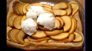Пирог с персиками из слоеного теста./A cake with peaches