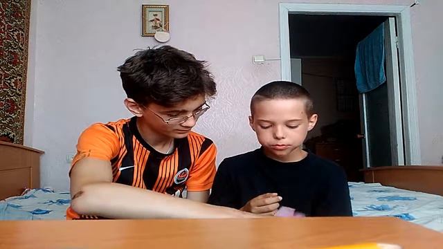 Chubby Bunny Challandge смотреть онлайн