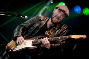 Henrik Freischlader - Too Cool For Me