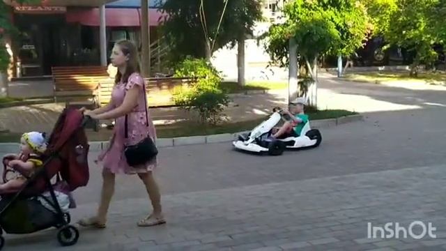 Я катаюсь на Электрокарте Xiaomi Ninebot GoKart Kit White