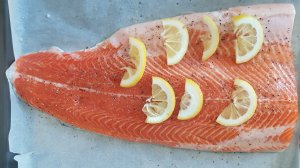 Лосось с лимоном и овощами Salmon with lemon and vegetables Вкусно, быстро и полезно Tasty and fast