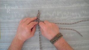 Плетение Колосок, косичка, змейка из паракорда How to tie a Fishtail Paracord Fish knot