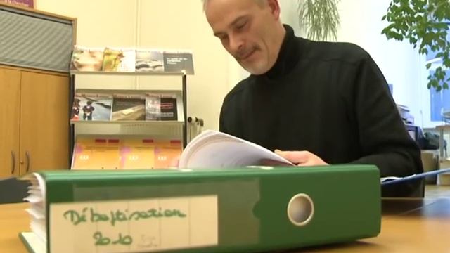 'De-baptism' gains in Belgium in wake of child abuse scandal смотреть онлайн