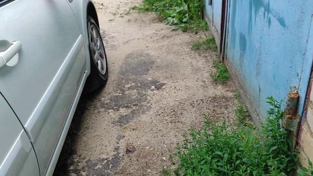 Лада гранта! РЖАВЧИНА!!!!! ОСТОРОЖНО!!! смотреть онлайн