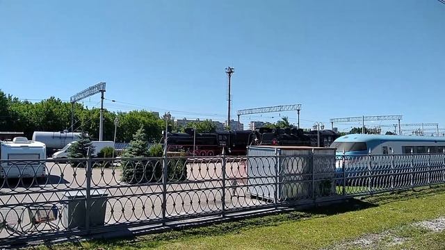 Песня "Последняя электричка", кавер-версия. Город Москва, Рижский вокзал, электрички и паровоз смотреть онлайн