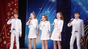 "Старый рояль" - исп. гр. "Мажорчики", народный театр песни "Сюрприз"