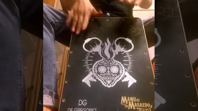 Pop Shuffle Medio en Cajón Flamenco смотреть онлайн