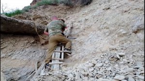 ВОЛГА КОРМИТ . ЗАБРАТЬ ЛЮБОЙ ЦЕНОЙ. ПОИСК МЕТАЛЛА.