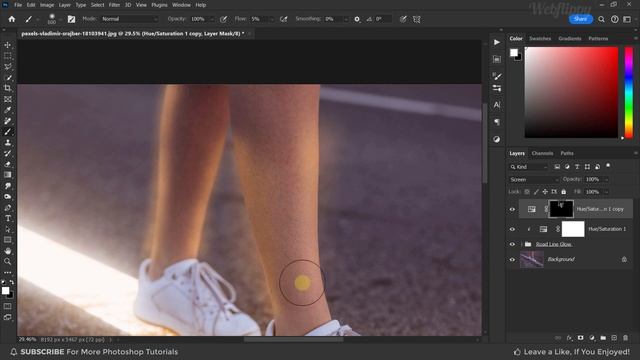 Glow Effect - Photoshop Tutorial | Glowing Effect in Photoshop (Easy)