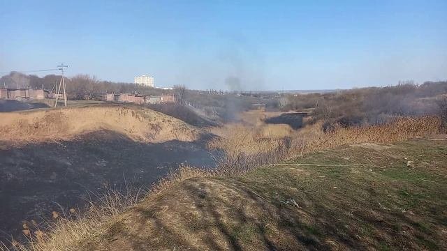 Г.Аксай: горит мухина балка! #рекомендаций#аксай#реальныесобытия