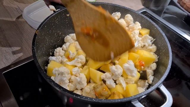Овощное рагу с цветной капустой. Блюдо покорившее многих. Gemüseeintopf mit Blumenkohl. смотреть онлайн