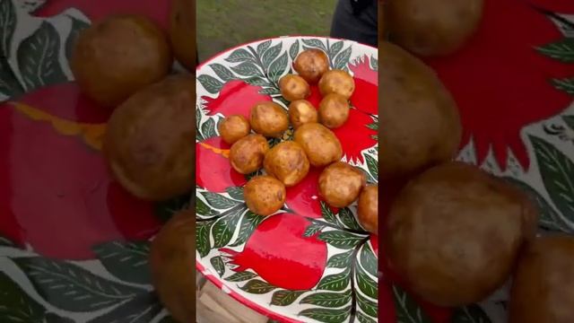 БОМБИЧЕСКИЙ РЕЦЕПТ КУРИНЫЕ   ОКОРОЧКА ФАРШИРОВАННЫЕ С СЫРОМ ??ГОТОВИТ СМБАТ АВЕТИСЯН ???