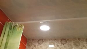 Потолок из ПВХ Панелей в Ванной Комнате