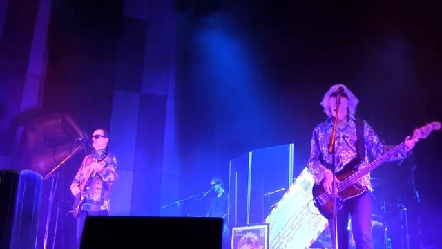 Пикник-У шамана три руки (ЦДХ 2й день 05.04.2015) смотреть онлайн