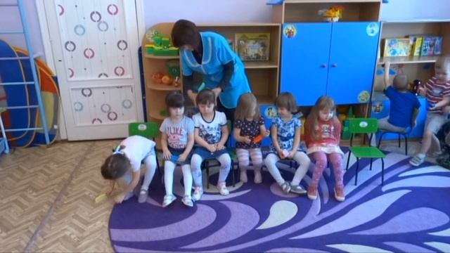 День с УЛЫБКОЙ смотреть онлайн