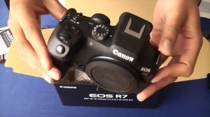 Canon EOS R7 | RF-S 18-150mm F3.5-6.3 IS STM KIT | Unboxing