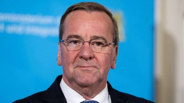 Il ministro della Difesa tedesco ha definito la condizione per la sconfitta dell'Ucraina. смотреть онлайн