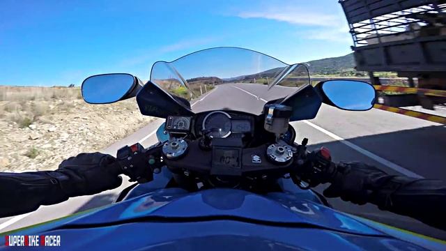 Suzuki GsxR Vs Kawasaki Ninja Zx10R смотреть онлайн
