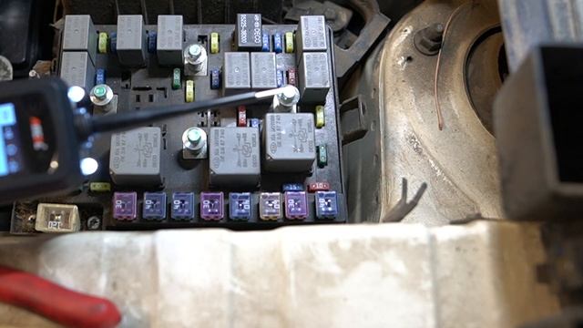 Had Battery Replaced by Roadside Service and Car Shut Off an Hour Later! смотреть онлайн