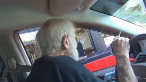 ЗЛОГО ДЕДА ЧУТЬ НЕ ОТРАВИЛИ РУССКАЯ ОЗВУЧКА!