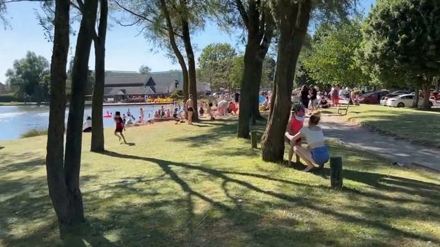 Обзор на озеро с пляжем Север Англии Где купаться в Англии смотреть онлайн