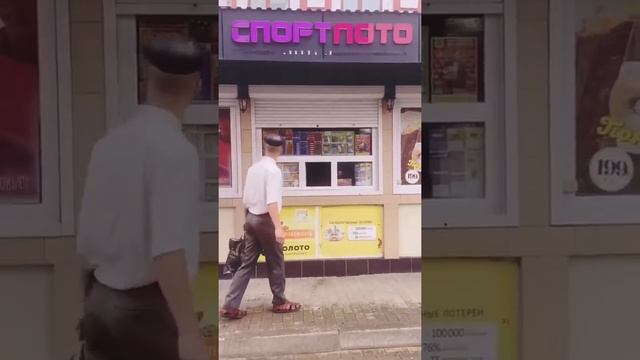 КАК БАТЯ ВЫБИРАЕТ АРБУЗ... смотреть онлайн