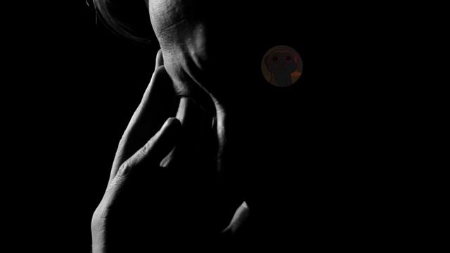 PER 43 ANNI HA NASCOSTO UN MISTERO SOTTO I SUOI VESTITI смотреть онлайн