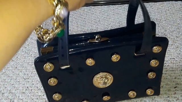 DIY Gianni Versace Medusa Inspired Bag смотреть онлайн