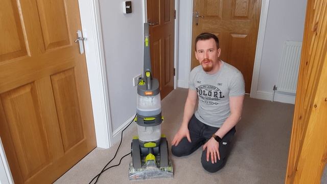 VAX DUAL POWER MAX ECB1TNV1 CARPET CLEANER| HENRY REVIEWS смотреть онлайн