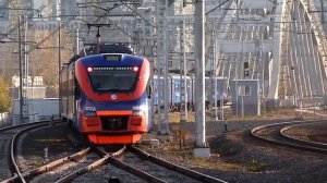 Электропоезд ЭП2Д - 0109 "РЭКС" и Электропоезд ЭП2Д - 0027 с пригородными сообщениями