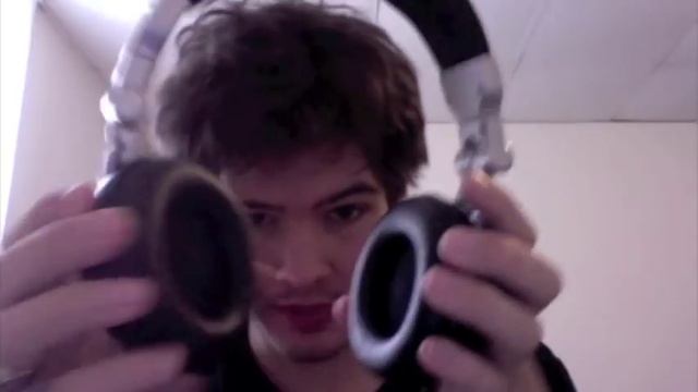 Leon Reviews Things He Has: Allen & Heath Xone XD-53 Review смотреть онлайн