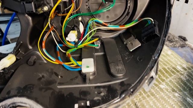 Mercedes W211 замена линз. Сделаем фары бесплатно! смотреть онлайн