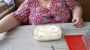 САЛАТ "ПАРИЖ" В СНЕГУ.Очень вкусный и нежный подойдёт к любому праздничному столу.