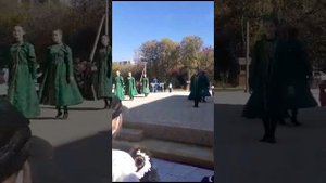 Танцуют девочки нашей школы, где и моя внучка...Праздник день Города..браво девчонки