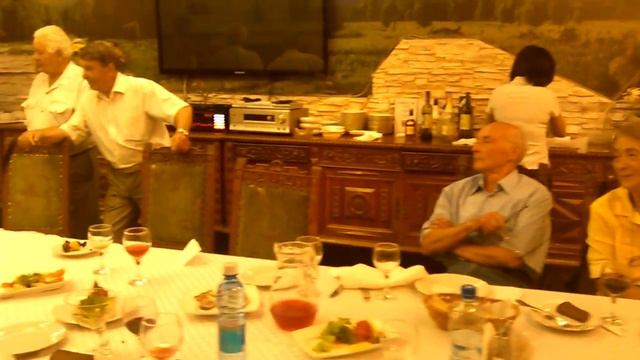 Песня про бабушек - Юля Данилова и Аня Гой для Галины Скубневской смотреть онлайн