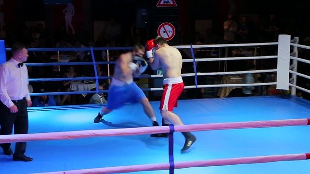 Иван Шитиков vs. Павел Сорокин смотреть онлайн